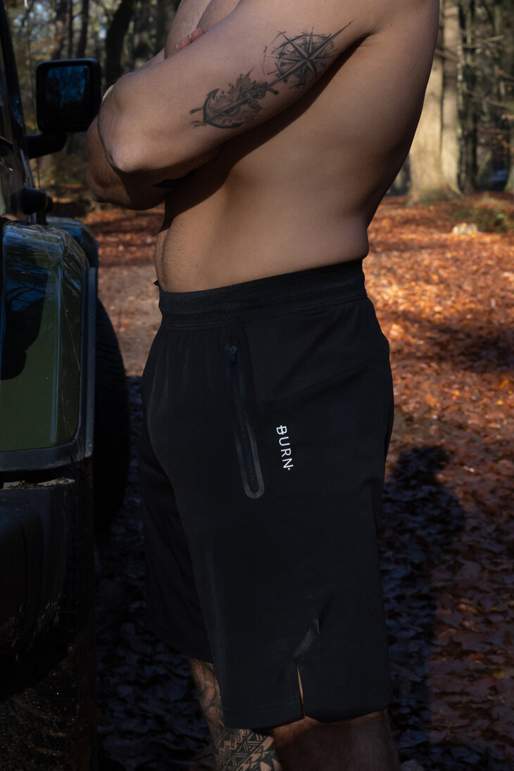 BURN Short Black